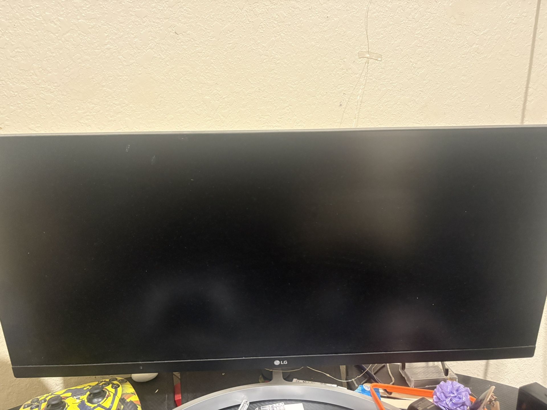 LG 29WN600-W UltraWide Computer Monitor 29-Inch WFHD IPS 1080p with HDR 10 Compatibility - Silver