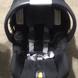 Graco Infant Car Seat With Extra Base