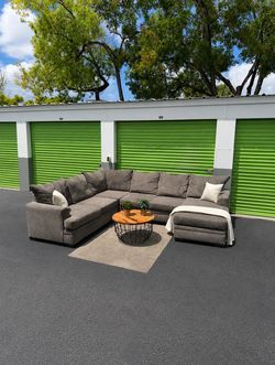 🛋️ Sectional Couch Sofa - Rooms To Go - Gray - Delivery Available 🚚