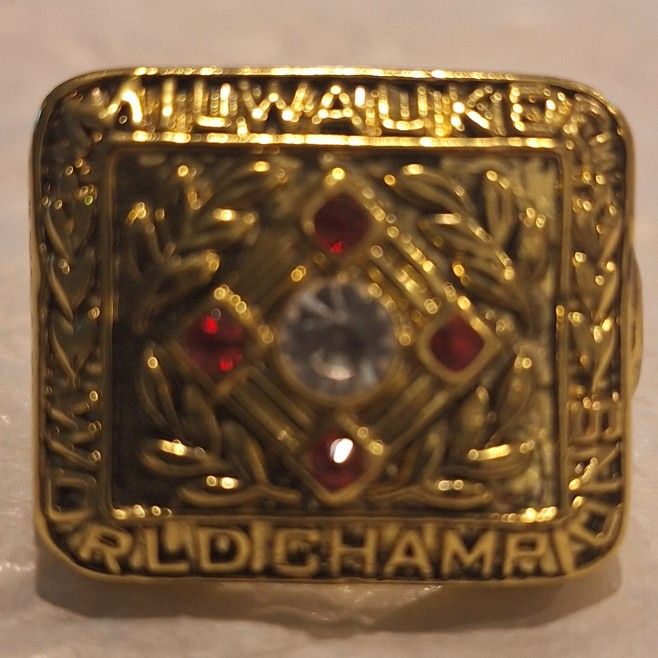 1957 Milwaukee Braves World Series Champion ring