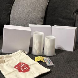 2 Flameless Candle Color Changing LED Pillar Remote Control Instruction Gift Bag