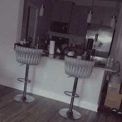 Set 2 Bar Stools (Nuevo En Su Caja)
