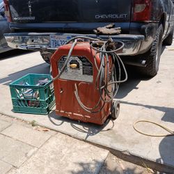 Lincoln 225_s Welder