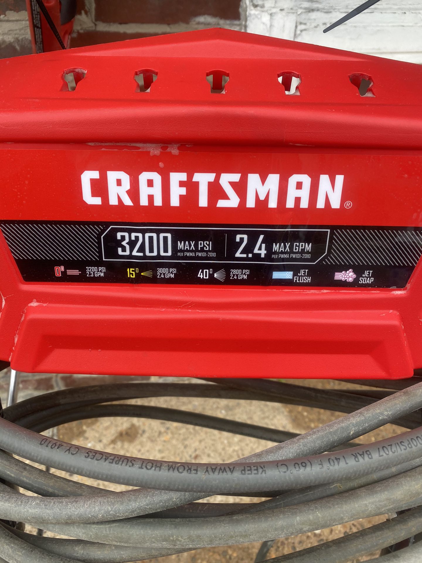CRAFTSMAN 3200 psi gas pressure washer(new pump) w/Honda motor great condition!
