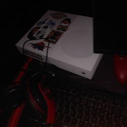 Xbox One S 