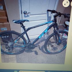 GT AGGRESSOR  PRO MOUNTAIN BIKE DISC BRAKES LIKE NEW SIZE LARGE