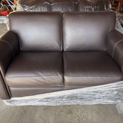 6 Foot Loveseat Couch-Beautiful Brown Leather 