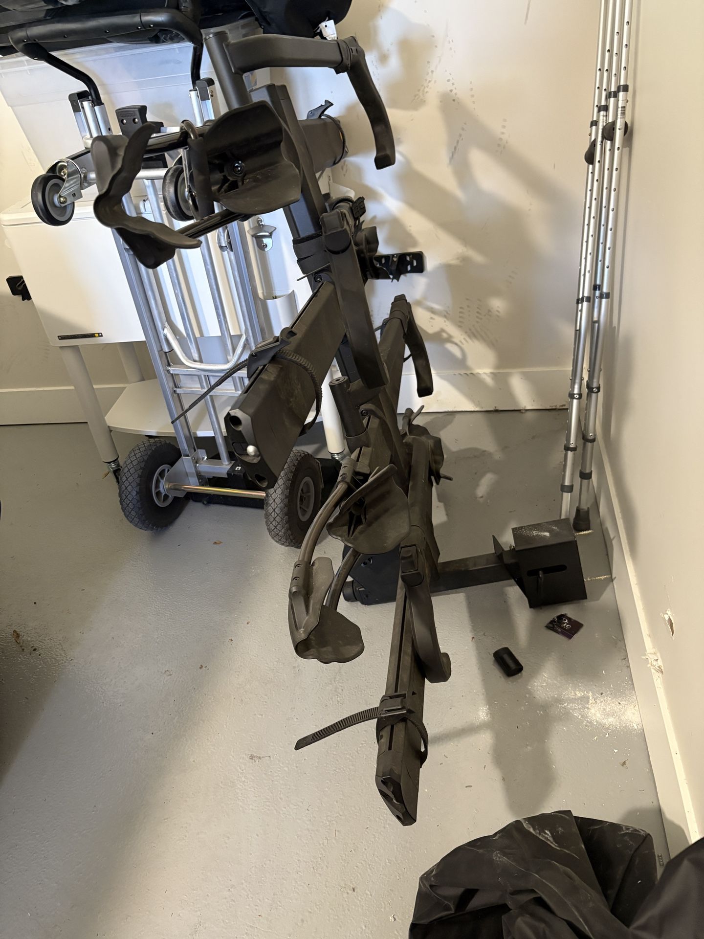 Kuat 4 Bike Hitch Rack with Storage Dock