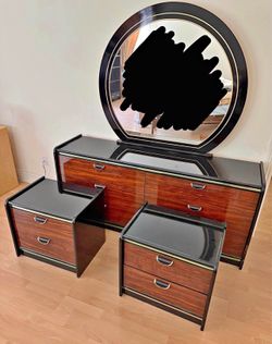 Clean drawer and night stand