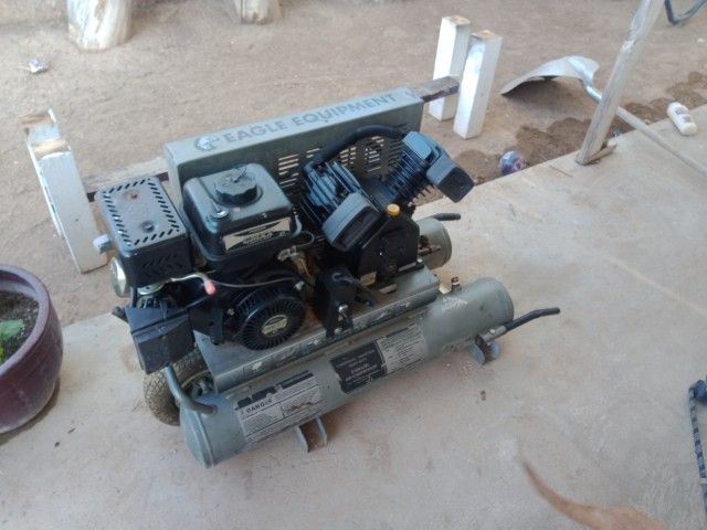 Eagle Equipment air compresor
