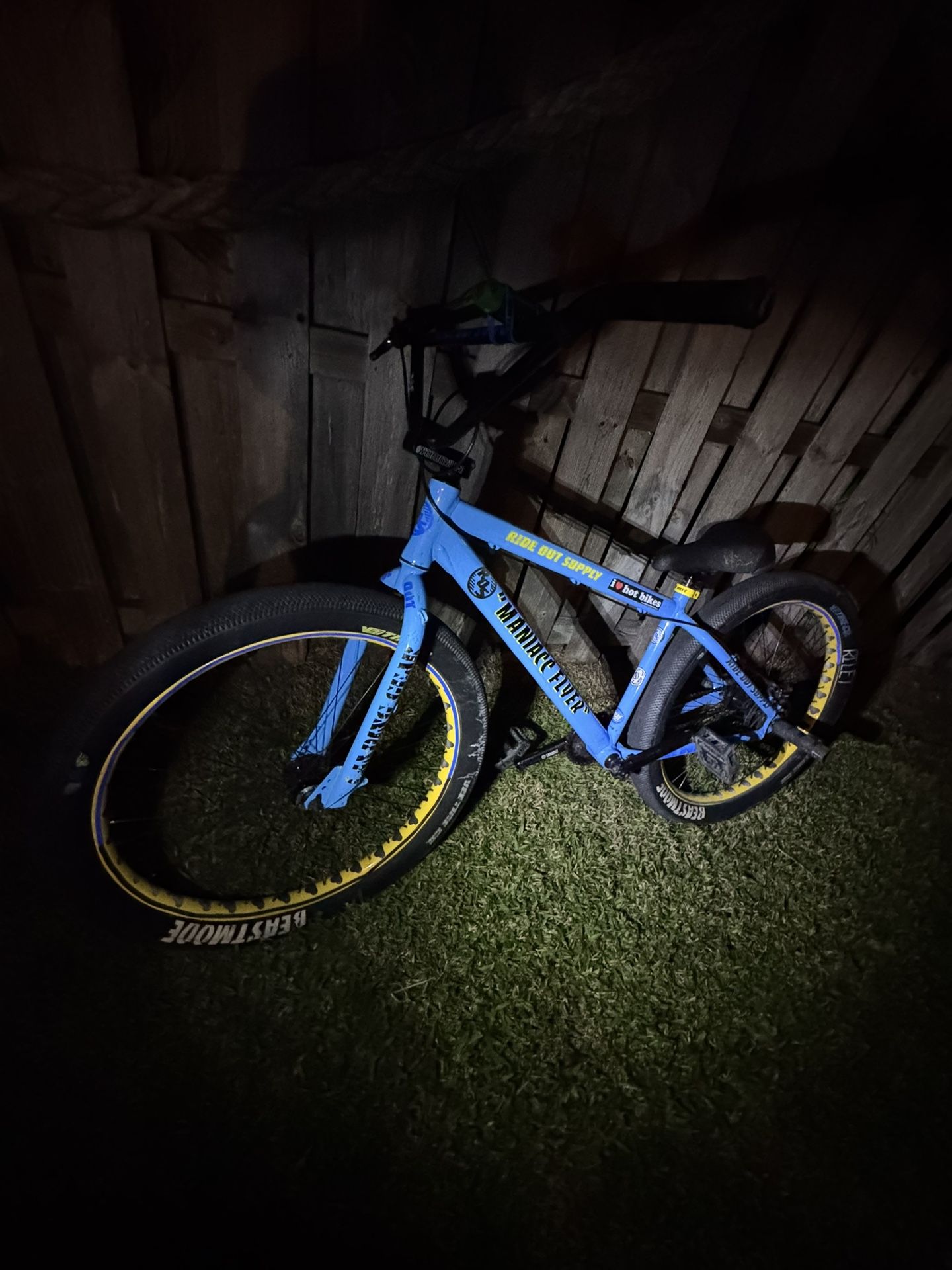 maniacc flyer se bike