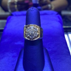 14KT Gold Diamond Ring 