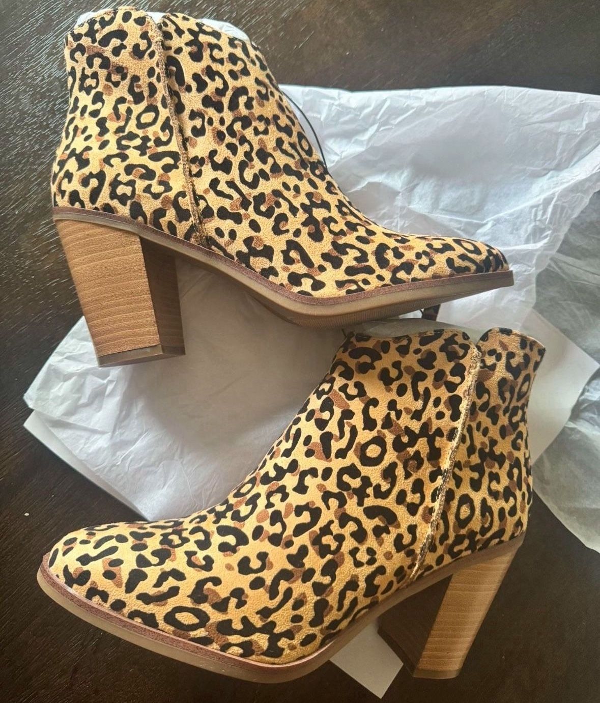 Women's Boots Size 9