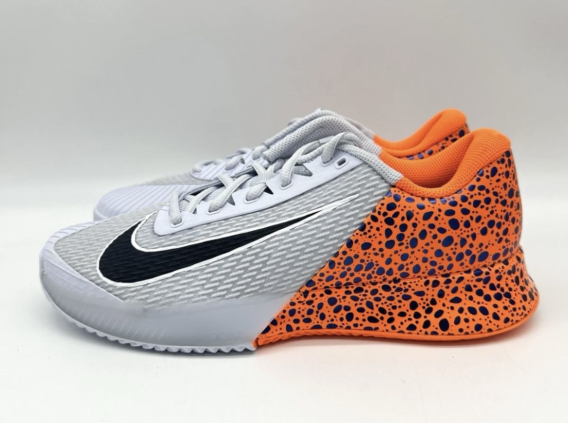 Nike Court Air Zoom Vapor Pro 2 Tennis Shoes - Women Sz 7.5 - Gray/Safari Orange - NEW
