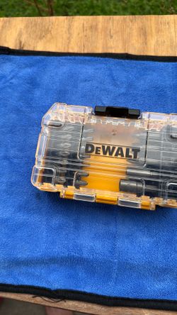 Dewalt