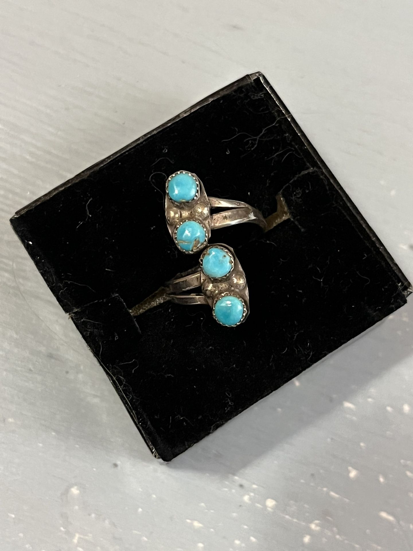 Genuine Vintage Sterling Silver Turquoise Ring
