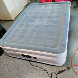 full size air mattress by soundasleep 