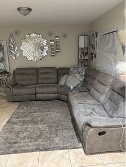 Gray Sectional Reclining Couch – $300