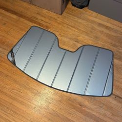 2025 GR86 Covercraft Sunshade 