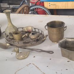 Vintage Etched Brass Vase, Brass Vase, Brass Floral Vase, Etched Flower Vase, Vase, Engraved Vase, Global Decor, Bronze Maaterial, Boho Decor

