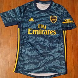 Men's Size Medium Bernd Leno Number 1 Arsenal Goalkeeper Adidas Jersey