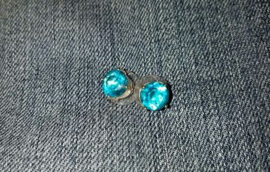 Simple Silver/Aquamarine round Studs