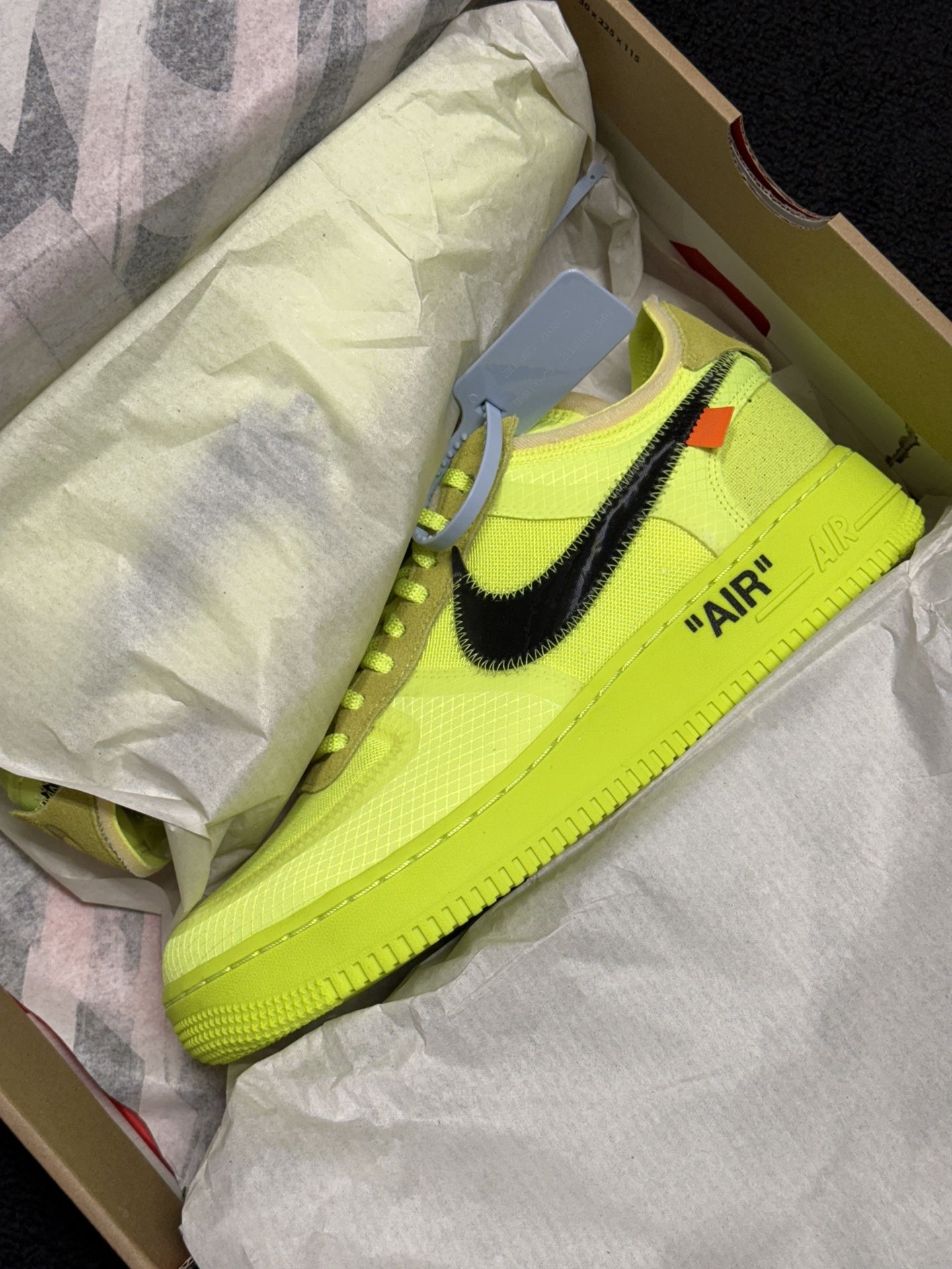 Nike Off White x Air Force 1 The Tens Virgil Abloh Volt size US8.5 41.5