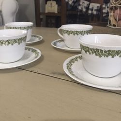 4 Vintage Corelle/pyrex Mugs And 4 Saucers 