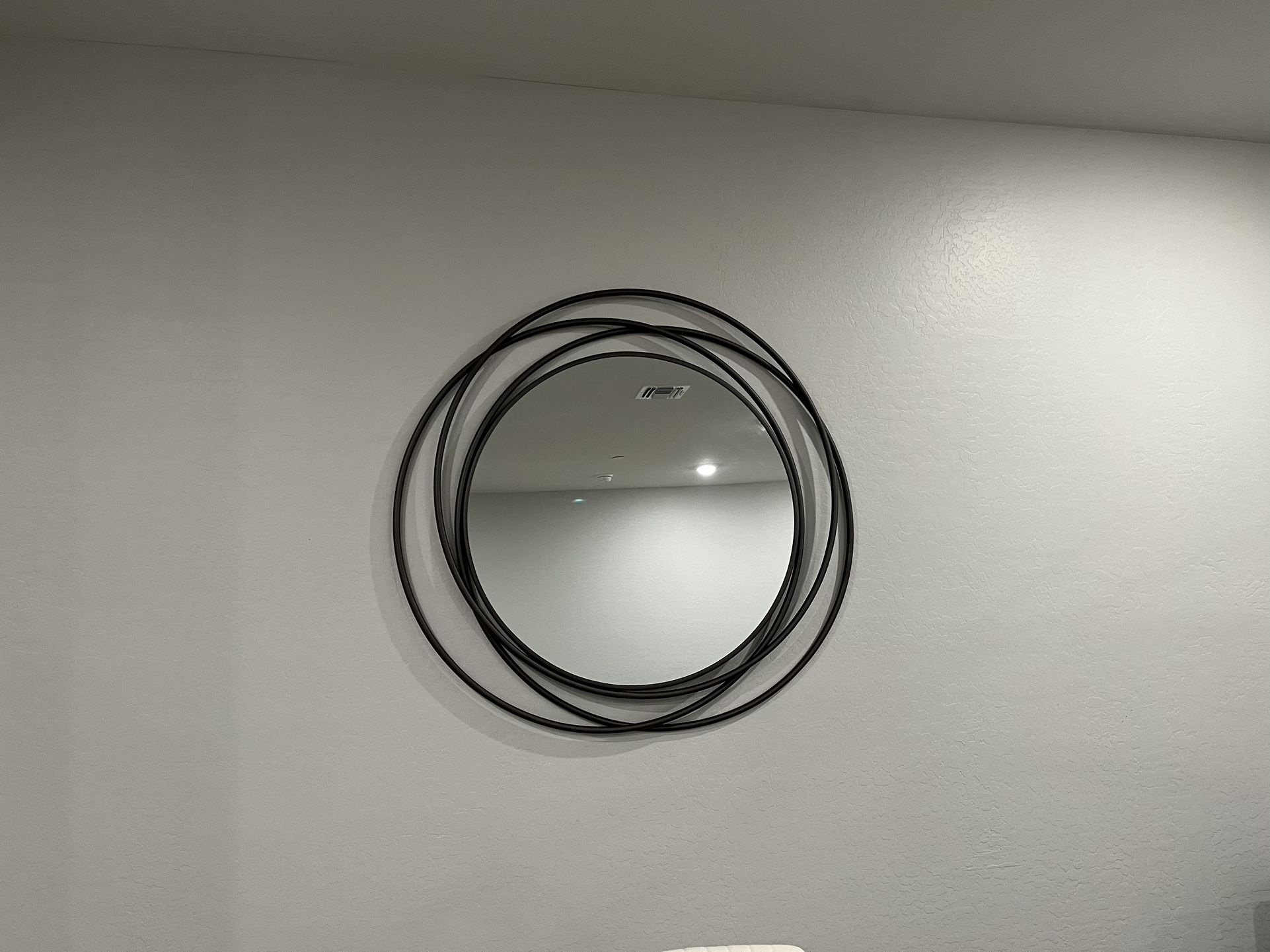 Round Metal Modern Wall Miror