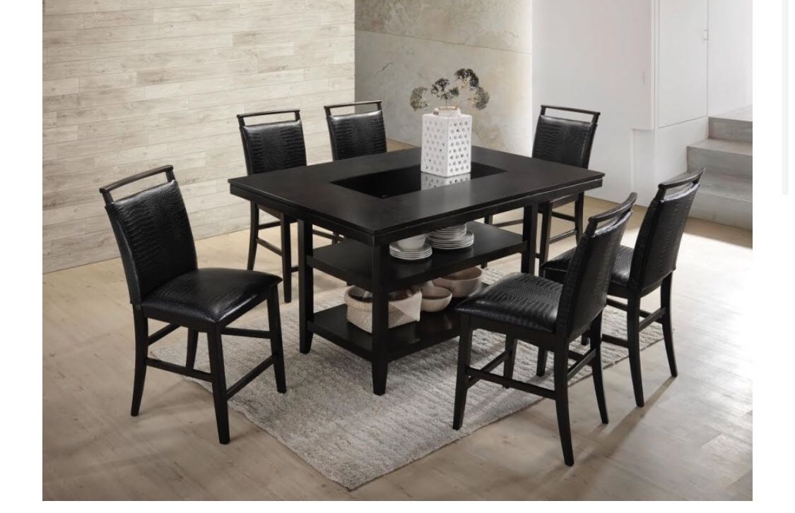 Counter Height Table & 6 Chairs