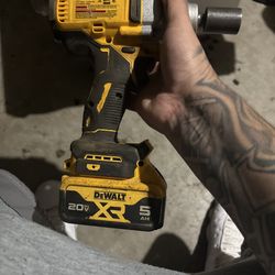 Dewalt 1/2 impact drill
