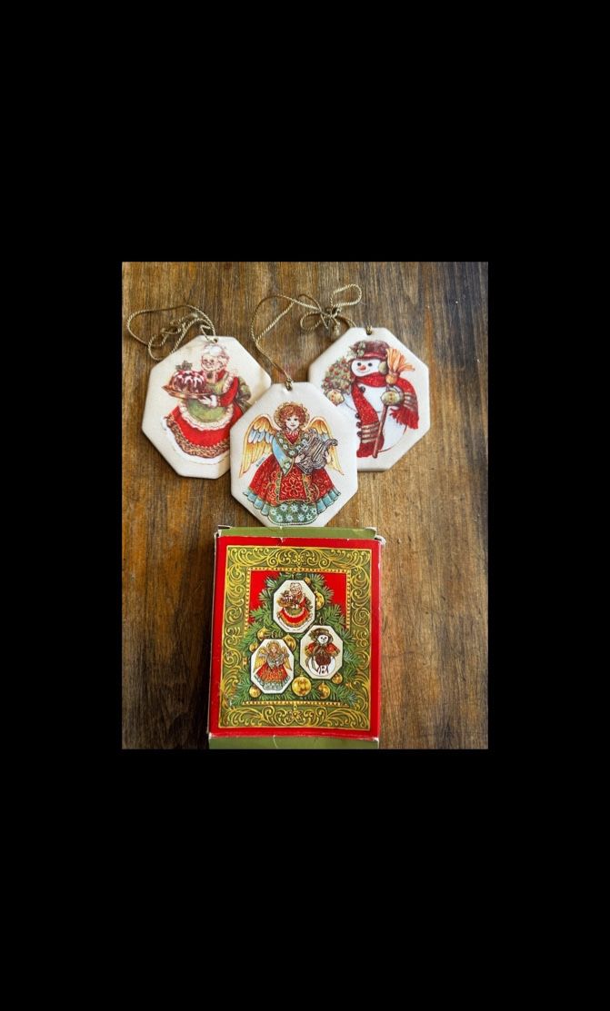 Avon Vintage Christmas Three Fragrant Tree Trimmings Ornaments with Mt. Pine