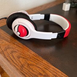 Headphones 