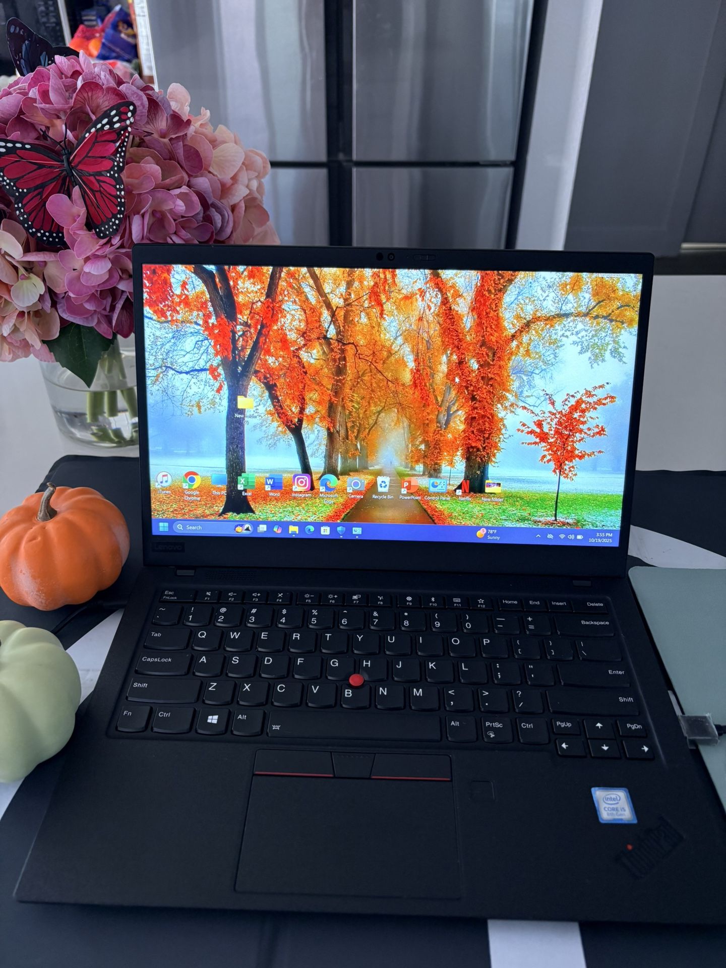 i5- LENOVO THINKPAD FM - X1 CARBON 7TH LENOVO mt 20QE_ BU _ i5-8365U-CPU GRAPHICS CARD - INTEL UHD GRAPHICS 620  WINDOWS 11 PRO FULLY LOADED  GRAPHICS