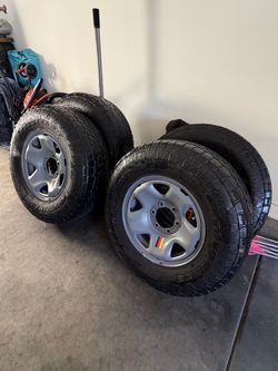 6 Lug 6x5.5 Toyota Tacoma 4Runner TRD Tundra Sequoia Toyota Wheels And Toyo A/T tires