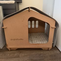 Modern Dog House – $40