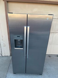 Refrigerator GE Stainless Steel
