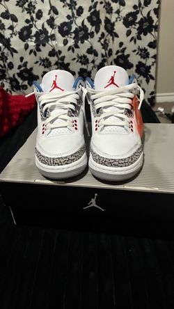 Air Jordan 3 White Cement Sneakers