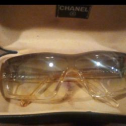 Like Brand New Chanel Sunglasses $200