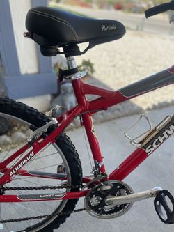 Schwinn Mountain Bike Sx2000 for Sale in Hesperia CA OfferUp