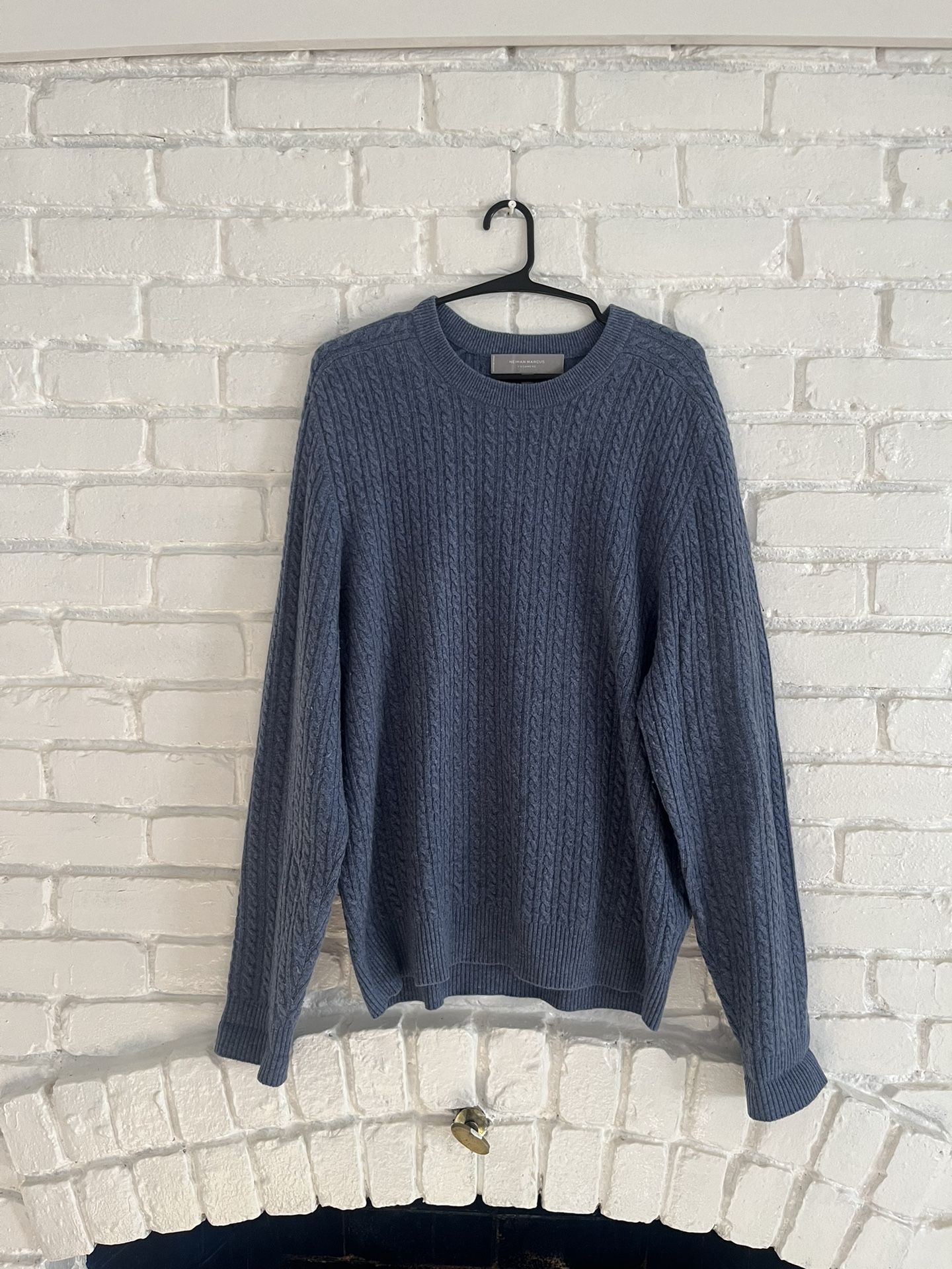 Women’s Neiman Marcus Cashmere Sweaters