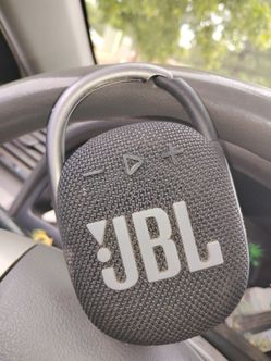 JBL bluetooth speaker