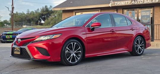 2019 Toyota Camry Hybrid