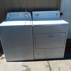 Lavadora y Secadora de gas marca Kenmore