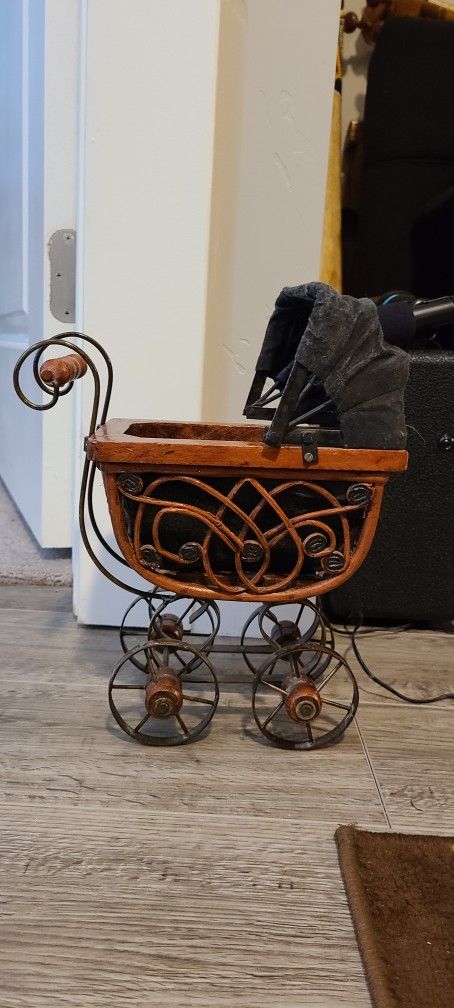 Decorative Chariot 