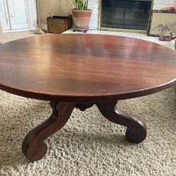 Round Coffee Table 