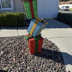 Outdoor gifts with lights 🎁 Christmas decorations for yard