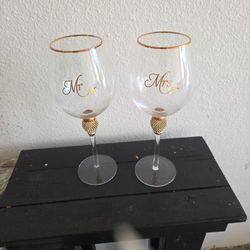 MR. MRS. WINE GLASS WEDDING