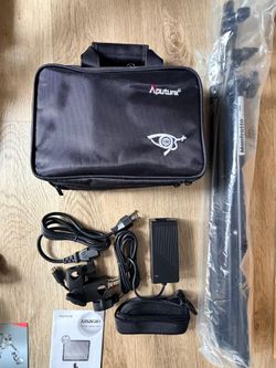Kit Premium de Iluminación Profesional Aputure Amaran + Soportes Manfrotto
