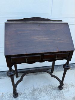 Secretary style desk
